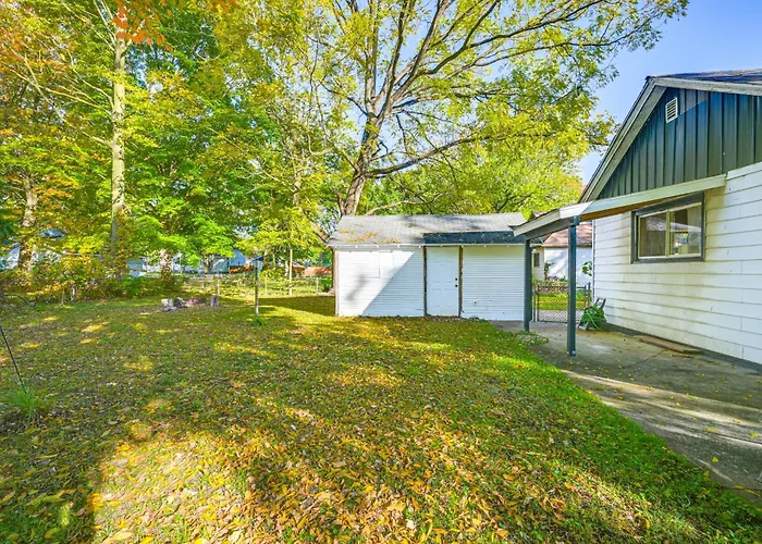Niles Vacation Rental Near St Joseph River!