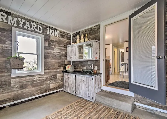 Charming Dairy Farm Home In Indiana Amish Country